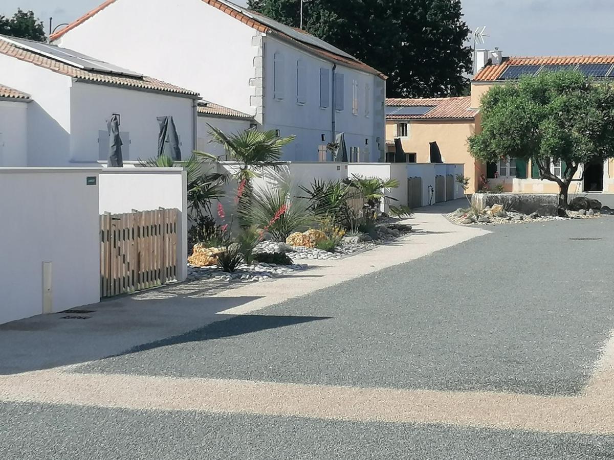 Le Vaisseau Maison Avec Piscine/Parking/Wifi/Plages 5Kms 레 마트 외부 사진